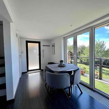 Vila Utulny Maly Domcek S Virivkou Kosice