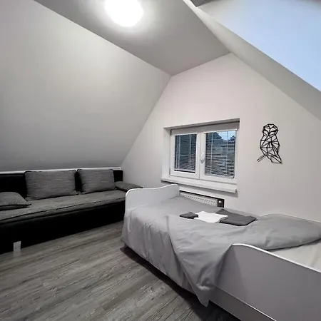 Utulny Maly Domcek S Virivkou Vila