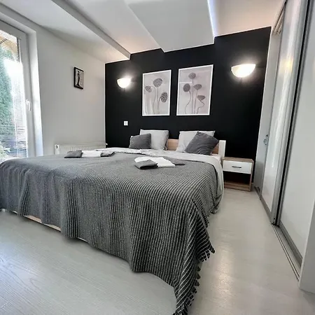 Vila Utulny Maly Domcek S Virivkou