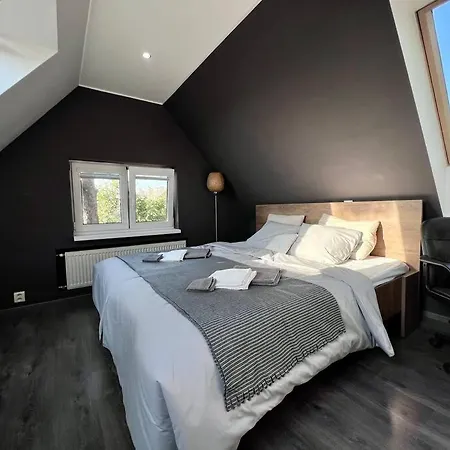 útulný Malý Domček S Vírivkou Vila