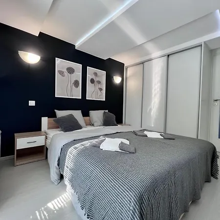 Villa Utulny Dom S Virivkou S Vyhladom Na Mesto A Velkym Parkoviskom Košice