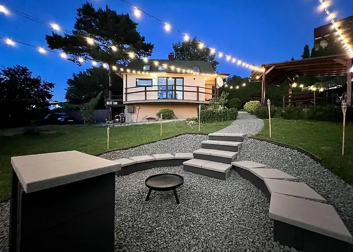 Utulny Maly Domcek S Virivkou Villa Košice