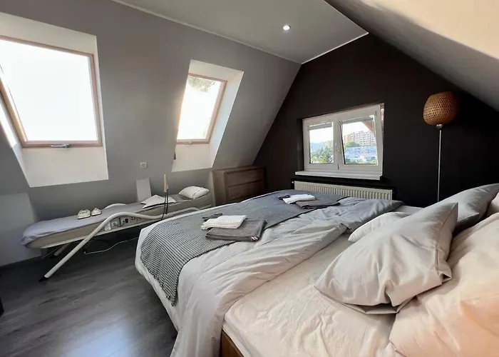 Utulny Maly Domcek S Virivkou