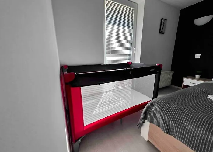 Utulny Maly Domcek S Virivkou * Košice